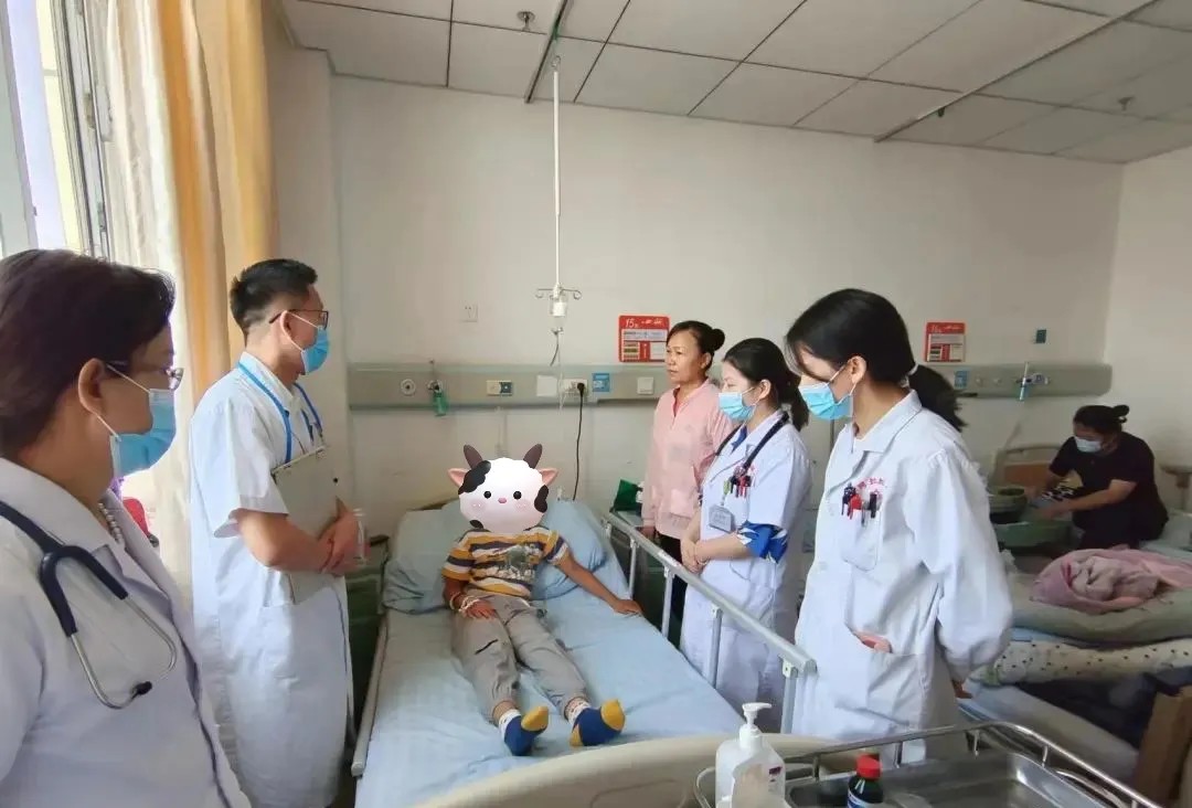 致敬援疆人 | 台州援疆专家缪挺：“医”心守护儿童健康 第 3 张